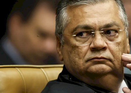Dino manda PF apurar interferência externa no processo eleitoral