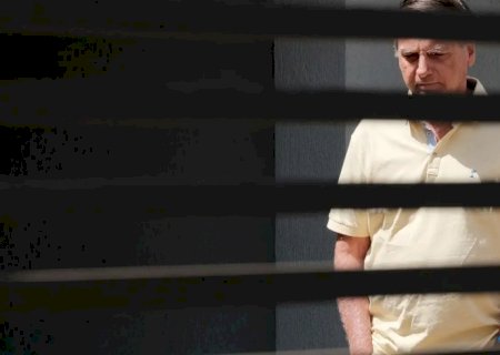Defesa cita novos fatos e pede revisão da condenação de Bolsonaro