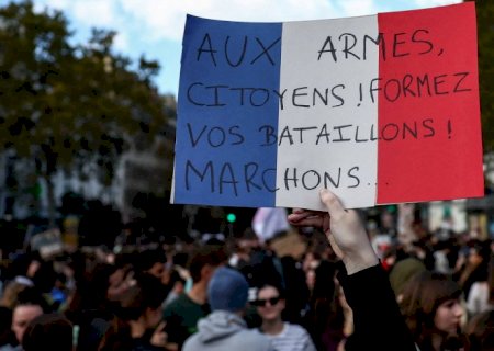 França: estudantes prometem continuar luta após primeira vitória