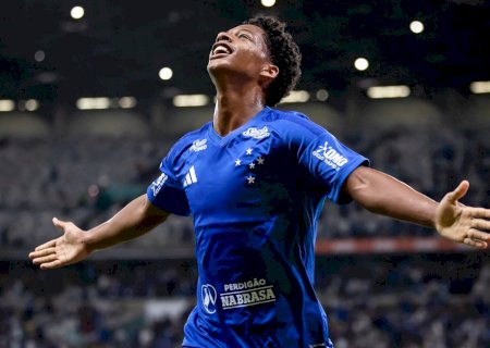 Análise: Cruzeiro constrói vitória segura com escolhas de Artur Jorge e finca o pé na briga pelo G-4