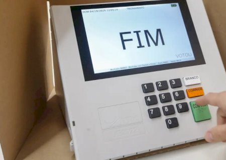 Nas duas primeiras horas de votação, 467 urnas foram substituídas