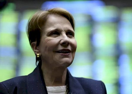 Tereza Cristina vai pedir adiamento da votação do fim da escala 6×1