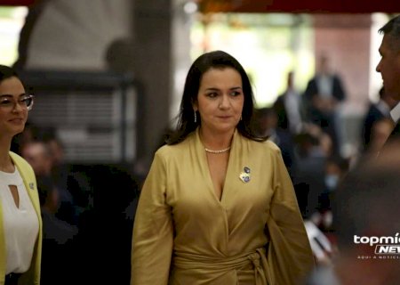Vereador lança abaixo-assinado pela cassação de Adriane Lopes