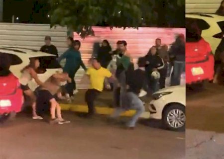 Comemoração de eleição tem agressões na Afonso Pena; homem deu paulada em carro